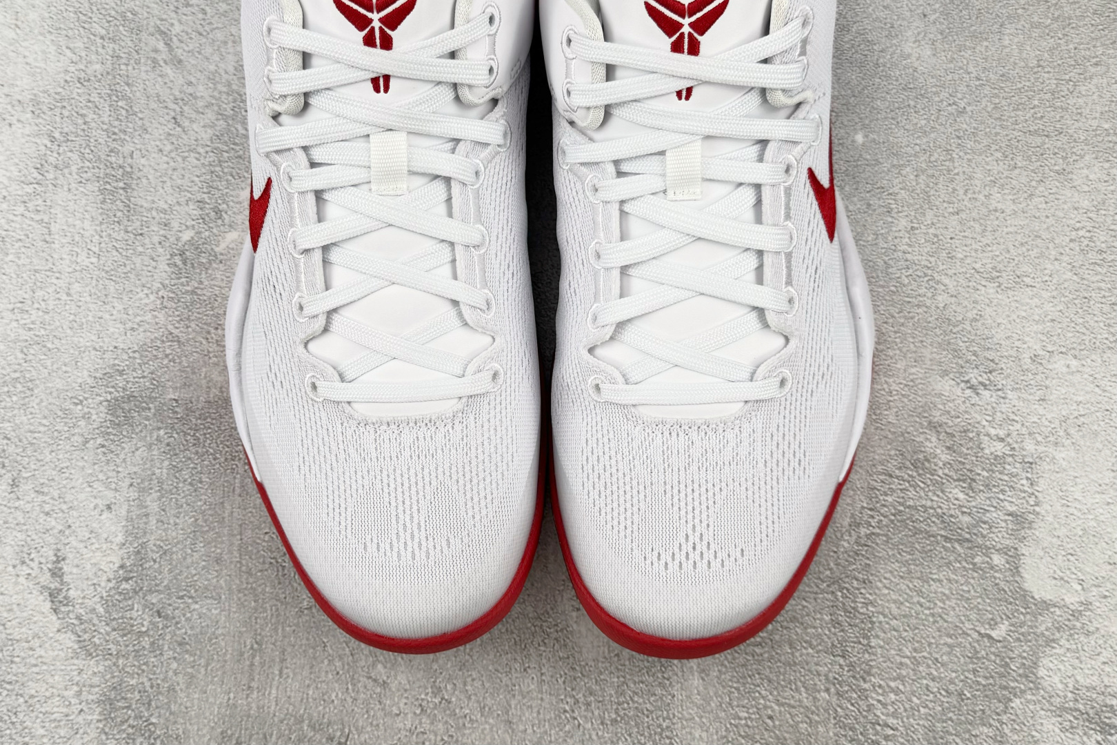 GX 顶级纯原 完美复刻 Nike Kobe 8 Protro TB 白红 货号：HM6469-101 尺码：40 40