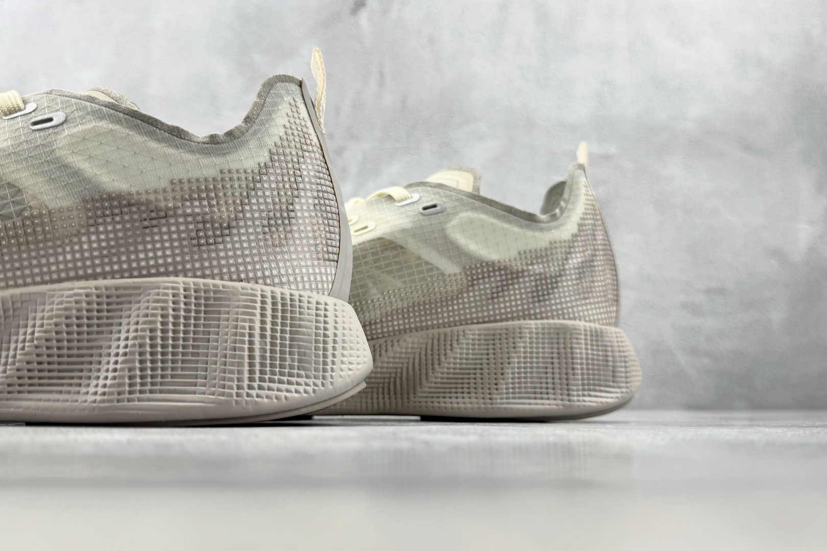 ST Nike AVA X 灰褐色 货号：HM9697-101 尺码：40 40.5 41 42 42.5 43 44 