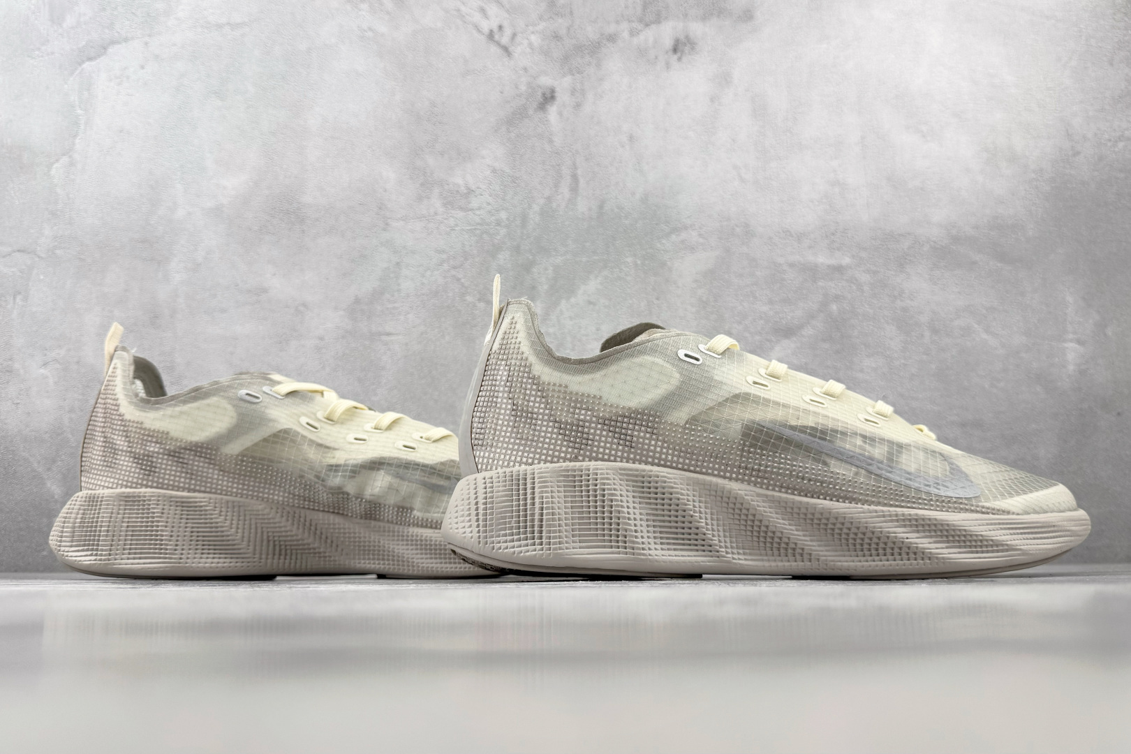 ST Nike AVA X 灰褐色 货号：HM9697-101 尺码：40 40.5 41 42 42.5 43 44 