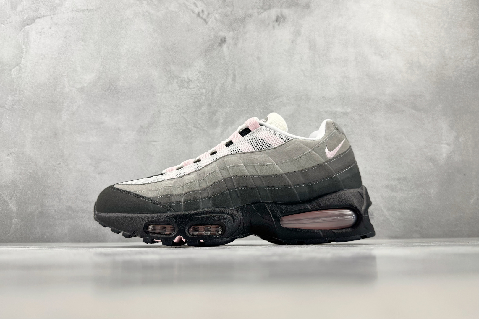 XP 平台专供 Nike Air Max 95 OG 灰粉色 货号：HJ5996-001 尺码：40 40.5 41 4