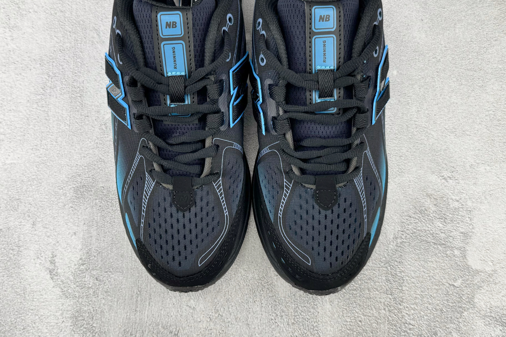 FC 纯原出品 New Balance NB 1906 黑蓝 货号:U19064Z7 尺码:36 36.5 37.5 3 FC 纯原出品 New Balance NB 1906 黑蓝 货号:U19064Z7 尺码:36 36.5 37.5 3