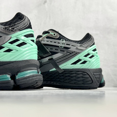 C 版 大厂出品 New Balance U1906 黑绿 货号:U19063Y0 尺码:36 36.5 37 38.5 C 版 大厂出品 New Balance U1906 黑绿 货号:U19063Y0 尺码:36 36.5 37 38.5