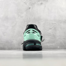 C 版 大厂出品 New Balance U1906 黑绿 货号:U19063Y0 尺码:36 36.5 37 38.5 C 版 大厂出品 New Balance U1906 黑绿 货号:U19063Y0 尺码:36 36.5 37 38.5