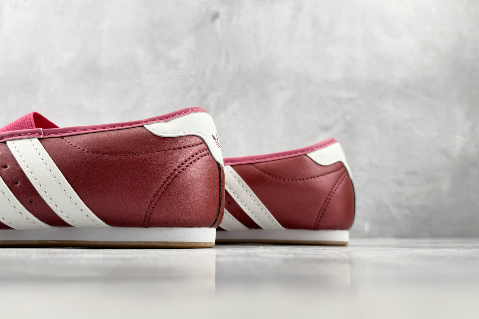 R版 出口订单 adidas originalsTaekwondo MJ 绑带粉 货号:KJ8249 尺码:35.5 3 R版 出口订单 adidas originalsTaekwondo MJ 绑带粉 货号:KJ8249 尺码:35.5 3