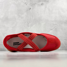 R 版出口订单 adidas BARREDA Mary Jane 红白 货号:HQ7398 尺码:35.5 36 36. R 版出口订单 adidas BARREDA Mary Jane 红白 货号:HQ7398 尺码:35.5 36 36.