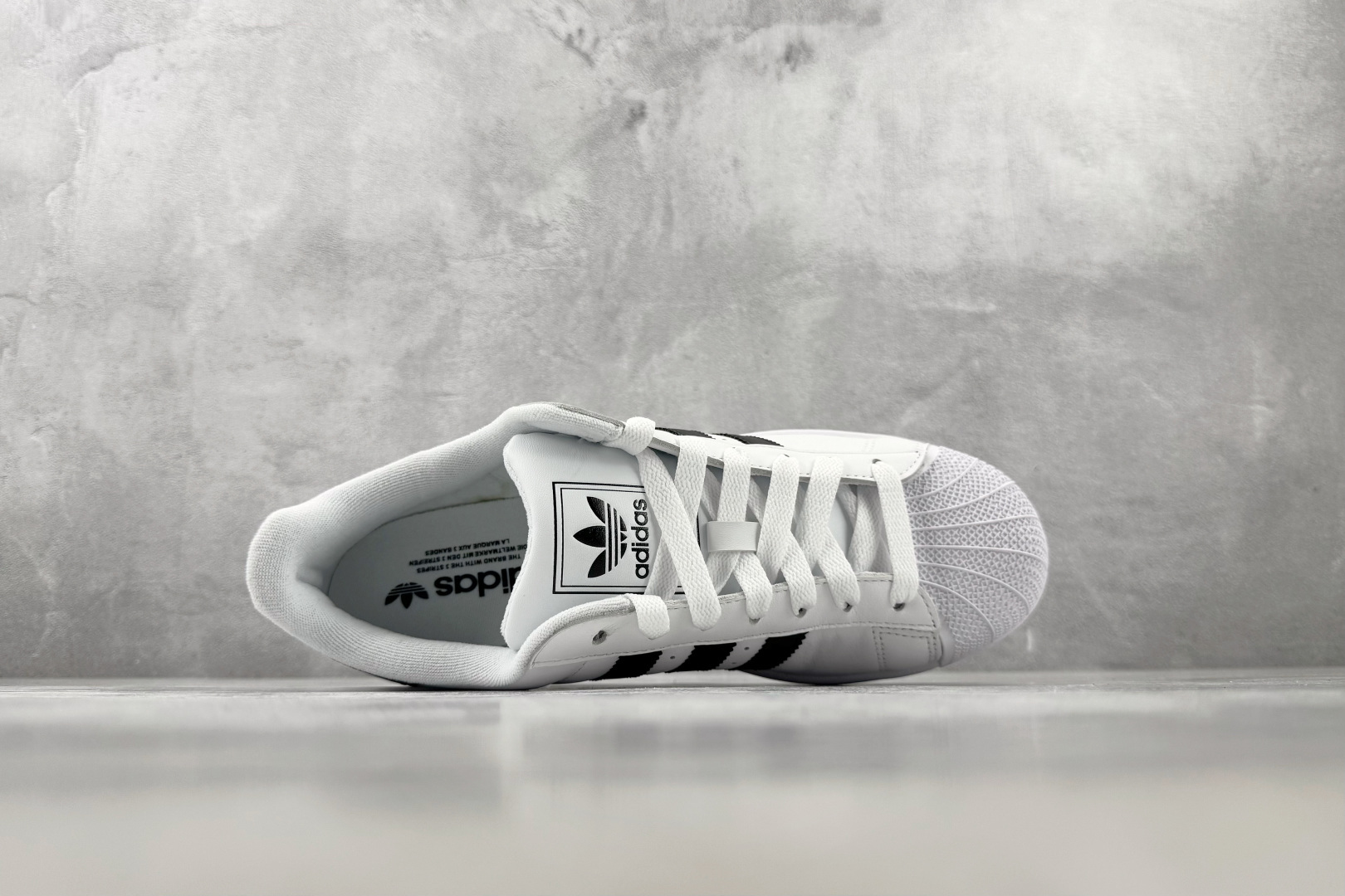OR/H11 平台爆款 adidas originals Superstar 2 白色 货号:IH8659 尺码:35. OR/H11 平台爆款 adidas originals Superstar 2 白色 货号:IH8659 尺码:35.