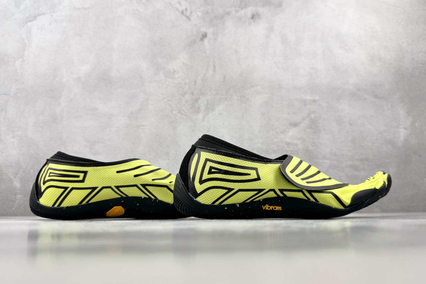 HG 品质升级 Vibram 五指鞋 Groundsplay果绿色 货号:25M8814 尺码:35 36 36.5 3 HG 品质升级 Vibram 五指鞋 Groundsplay果绿色 货号:25M8814 尺码:35 36 36.5 3