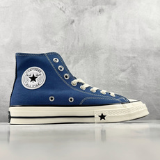 H 版 Converse CHUCK 70X 柔雾蓝色 • 鞋头侧边实心黑五角星 • 鞋侧圆形皮标+后跟三星标:音波环绕 H 版 Converse CHUCK 70X 柔雾蓝色 • 鞋头侧边实心黑五角星 • 鞋侧圆形皮标+后跟三星标:音波环绕