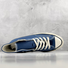H 版 Converse CHUCK 70X 柔雾蓝色 • 鞋头侧边实心黑五角星 • 鞋侧圆形皮标+后跟三星标:音波环绕 H 版 Converse CHUCK 70X 柔雾蓝色 • 鞋头侧边实心黑五角星 • 鞋侧圆形皮标+后跟三星标:音波环绕