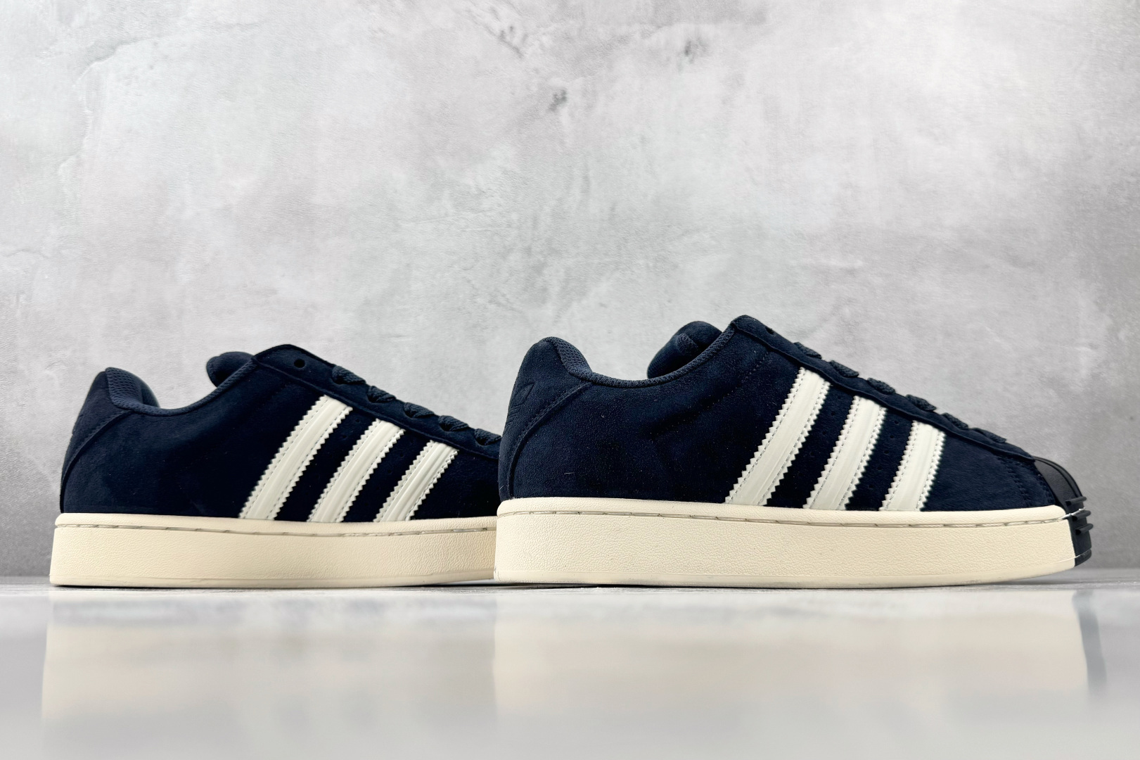 DH adidas originals Superstar 2 白蓝 货号:KI3562 尺码:35.5 36 36.5 DH adidas originals Superstar 2 白蓝 货号:KI3562 尺码:35.5 36 36.5