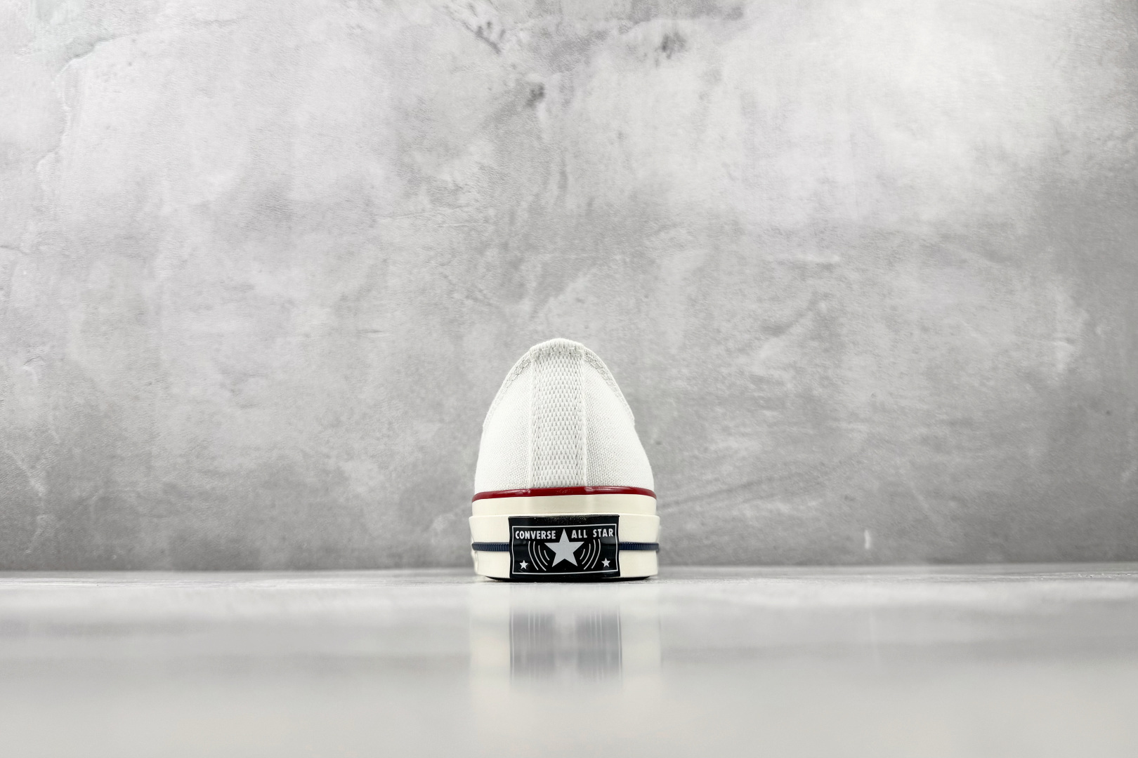H版 Converse CHUCK 70 X 白色 • 重磅帆布:采用12盎司高密度棉帆布,不易变形,透气性好 • 全橡 H版 Converse CHUCK 70 X 白色 • 重磅帆布:采用12盎司高密度棉帆布,不易变形,透气性好 • 全橡