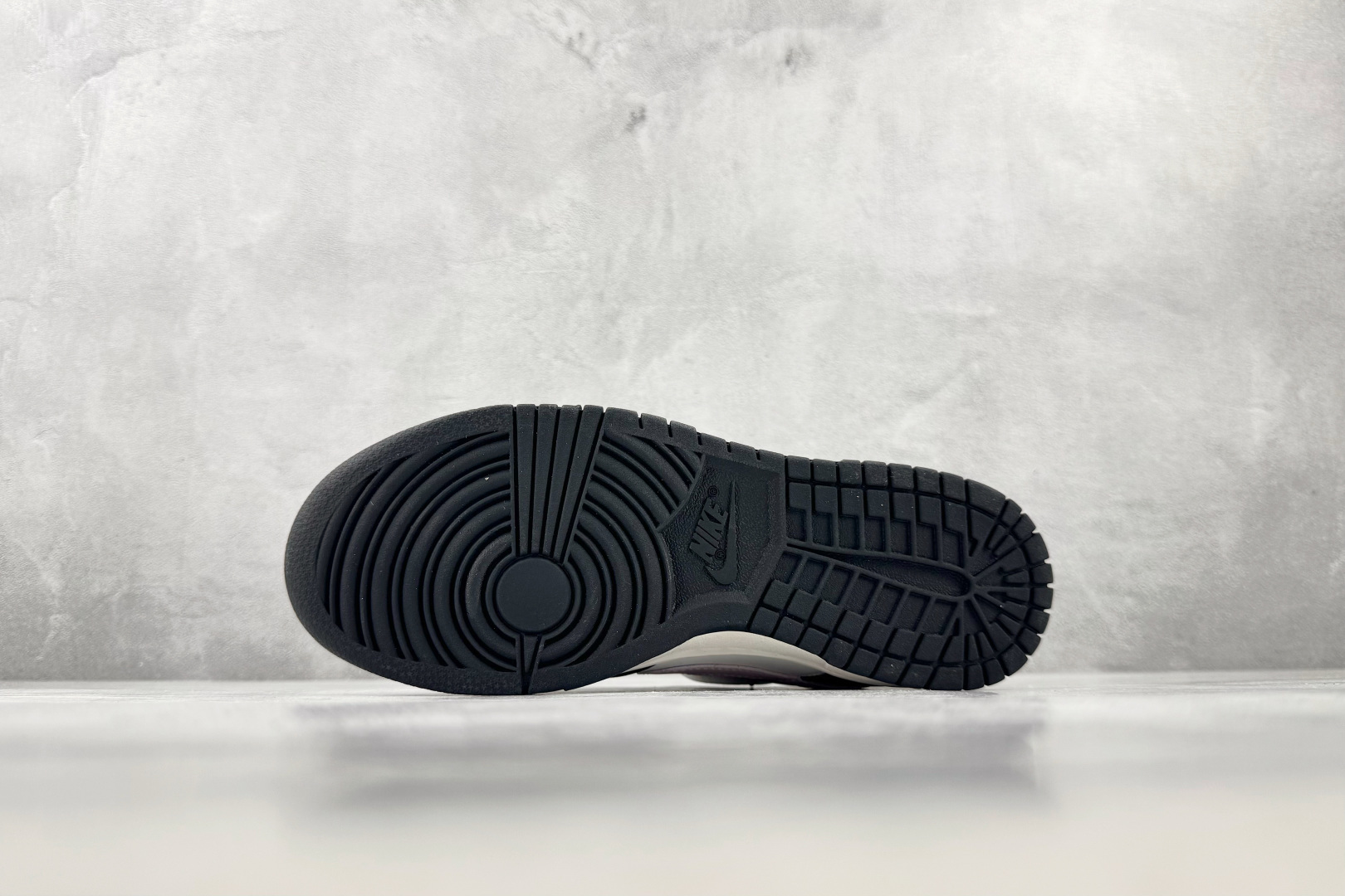 YC Nike Dunk Low 甜心库洛米 货号：CW1590 100 尺码：35.5 36 36.5 37.5 38