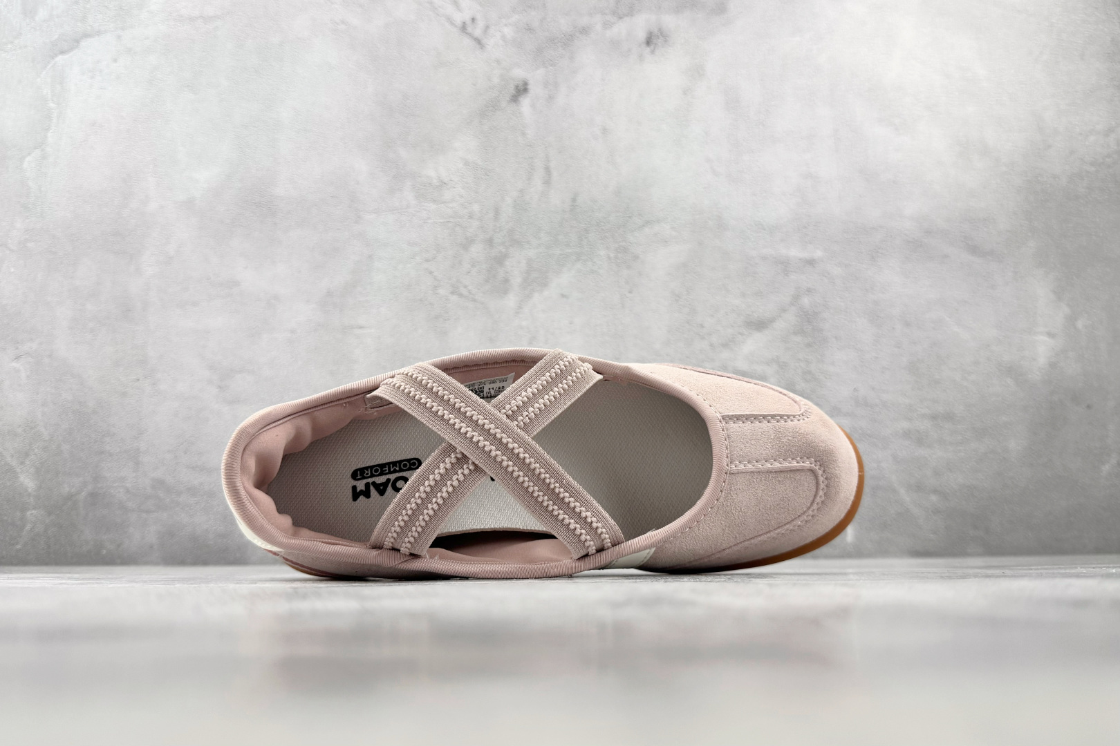 R 版出口订单 adidas BARREDA 粉色 货号：KJ2254 尺码：35.5 36 36.5 37.5 38 