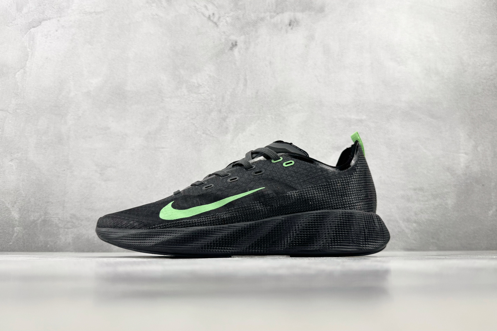 ST Nike AVA X 黑绿 货号：HM9697-012 尺码：40 40.5 41 42 42.5 43 44 4