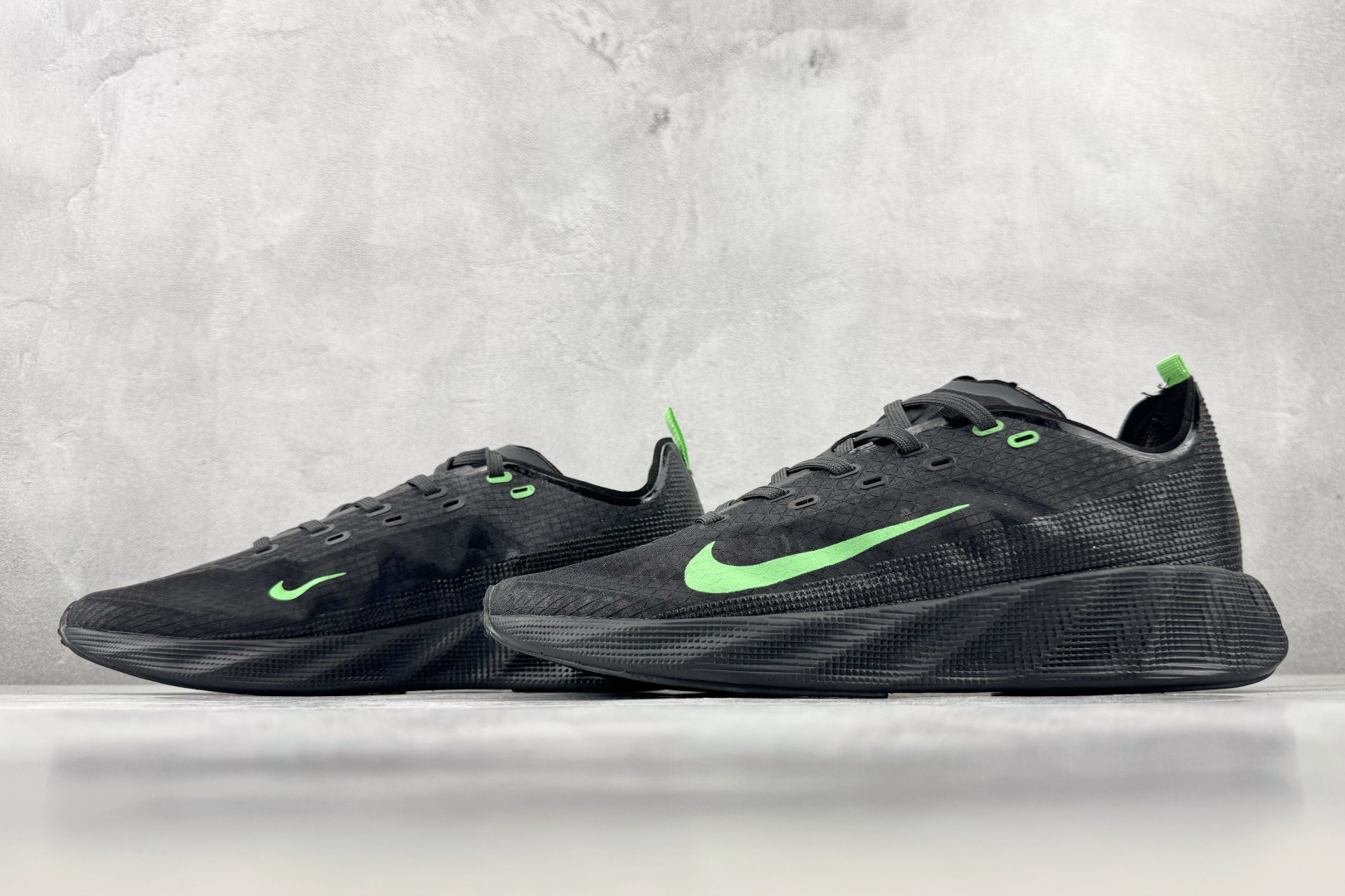 ST Nike AVA X 黑绿 货号：HM9697-012 尺码：40 40.5 41 42 42.5 43 44 4