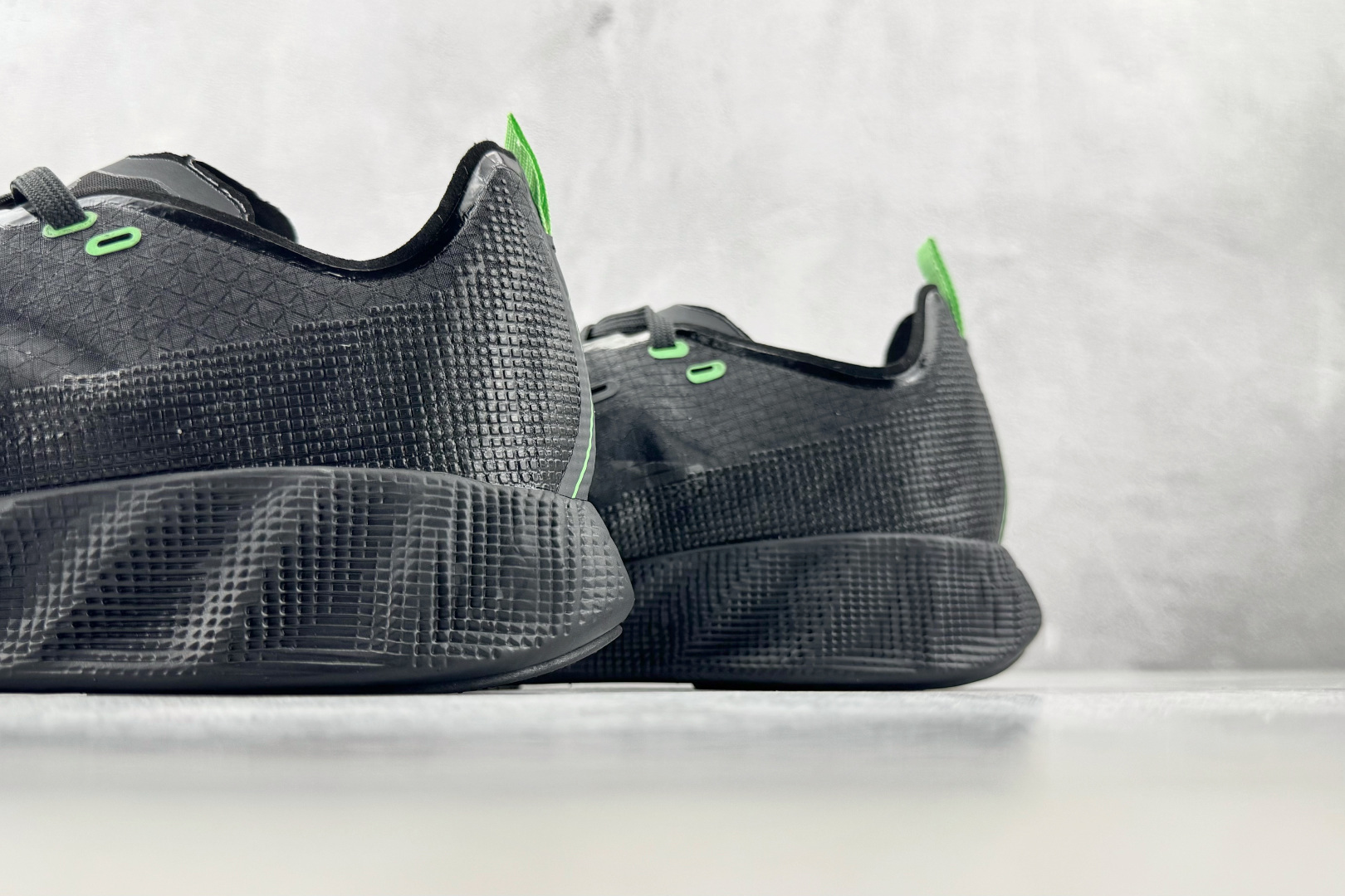 ST Nike AVA X 黑绿 货号：HM9697-012 尺码：40 40.5 41 42 42.5 43 44 4