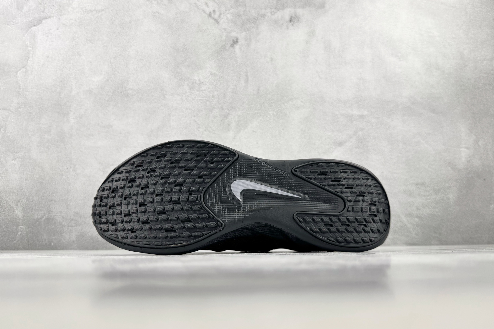 ST Nike AVA X 黑绿 货号：HM9697-012 尺码：40 40.5 41 42 42.5 43 44 4