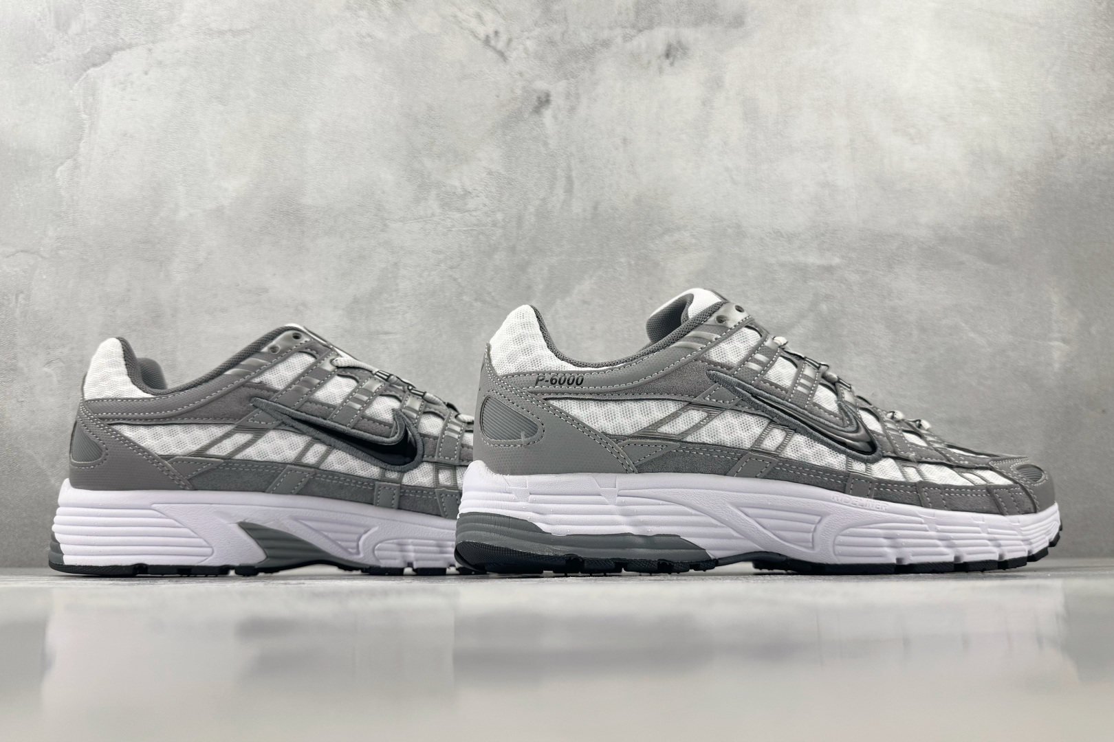 HN Nike P-6000 白灰 货号:IR2004 100 尺码:36 36.5 37 38.5 39 40 40. HN Nike P-6000 白灰 货号:IR2004 100 尺码:36 36.5 37 38.5 39 40 40.