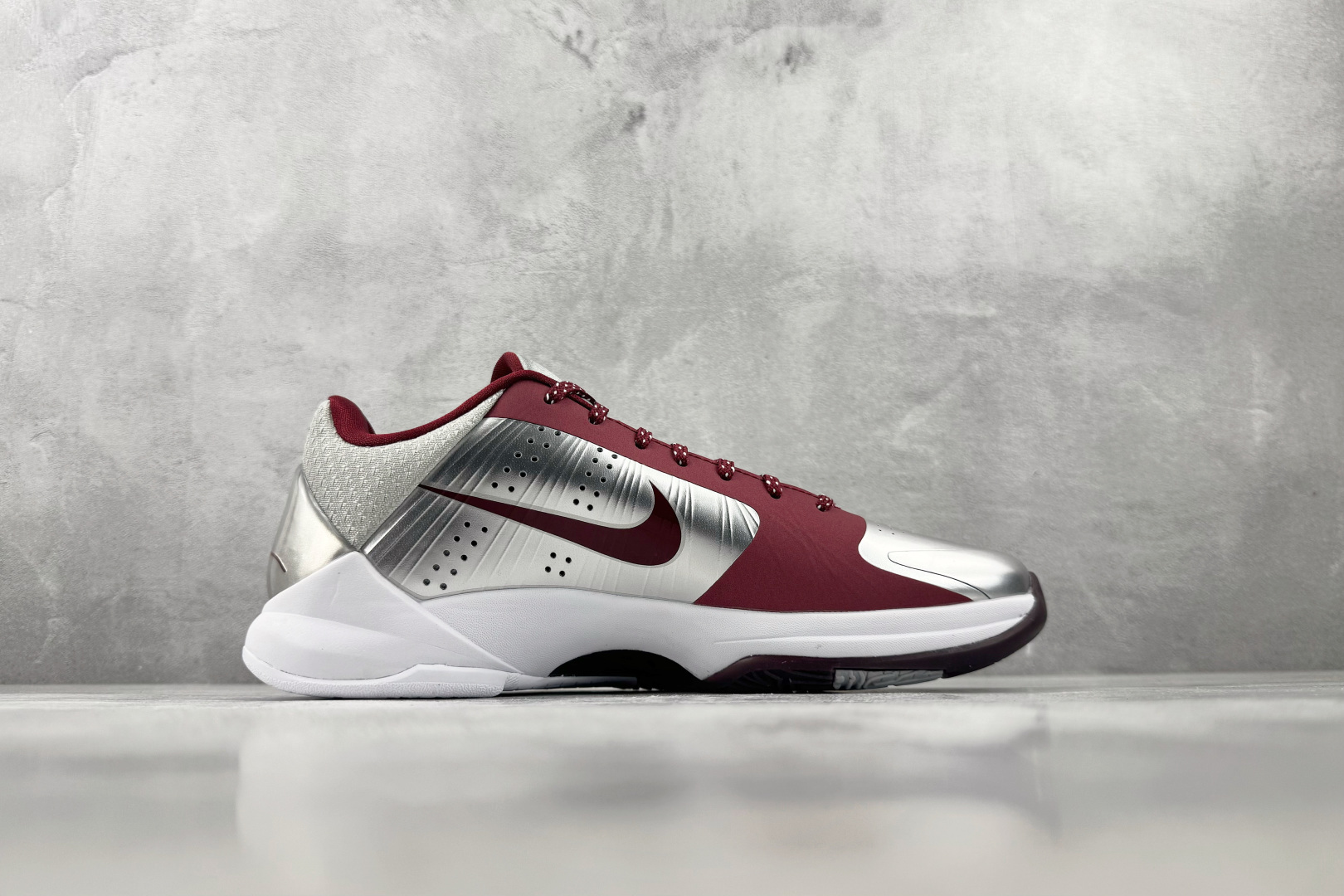 GX 顶级纯原 完美复刻 Nike Zoom Kobe 5 Protro Lower Merion Aces Away GX 顶级纯原 完美复刻 Nike Zoom Kobe 5 Protro Lower Merion Aces Away