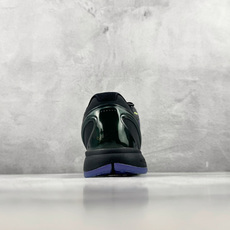 S2 纯原生产线 Nike Zoom Kobe 6 Protro 裸眼 3D 黑色 货号:IO6261 001 尺码:4 S2 纯原生产线 Nike Zoom Kobe 6 Protro 裸眼 3D 黑色 货号:IO6261 001 尺码:4