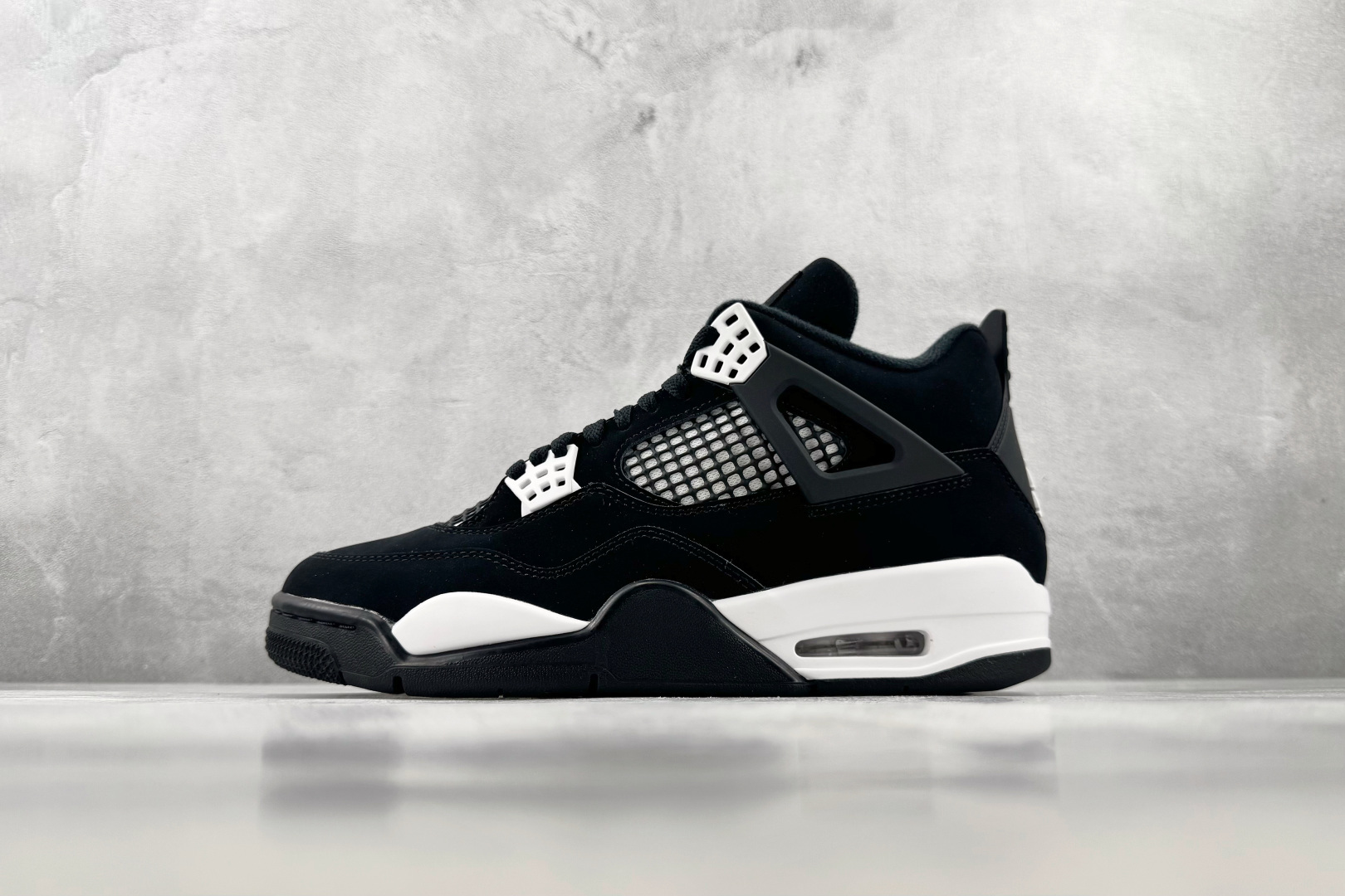 Y3 Jordan Air Jordan 4 Retro "White Thunder" 黑白 货号:FQ8138-00 Y3 Jordan Air Jordan 4 Retro "White Thunder" 黑白 货号:FQ8138-00