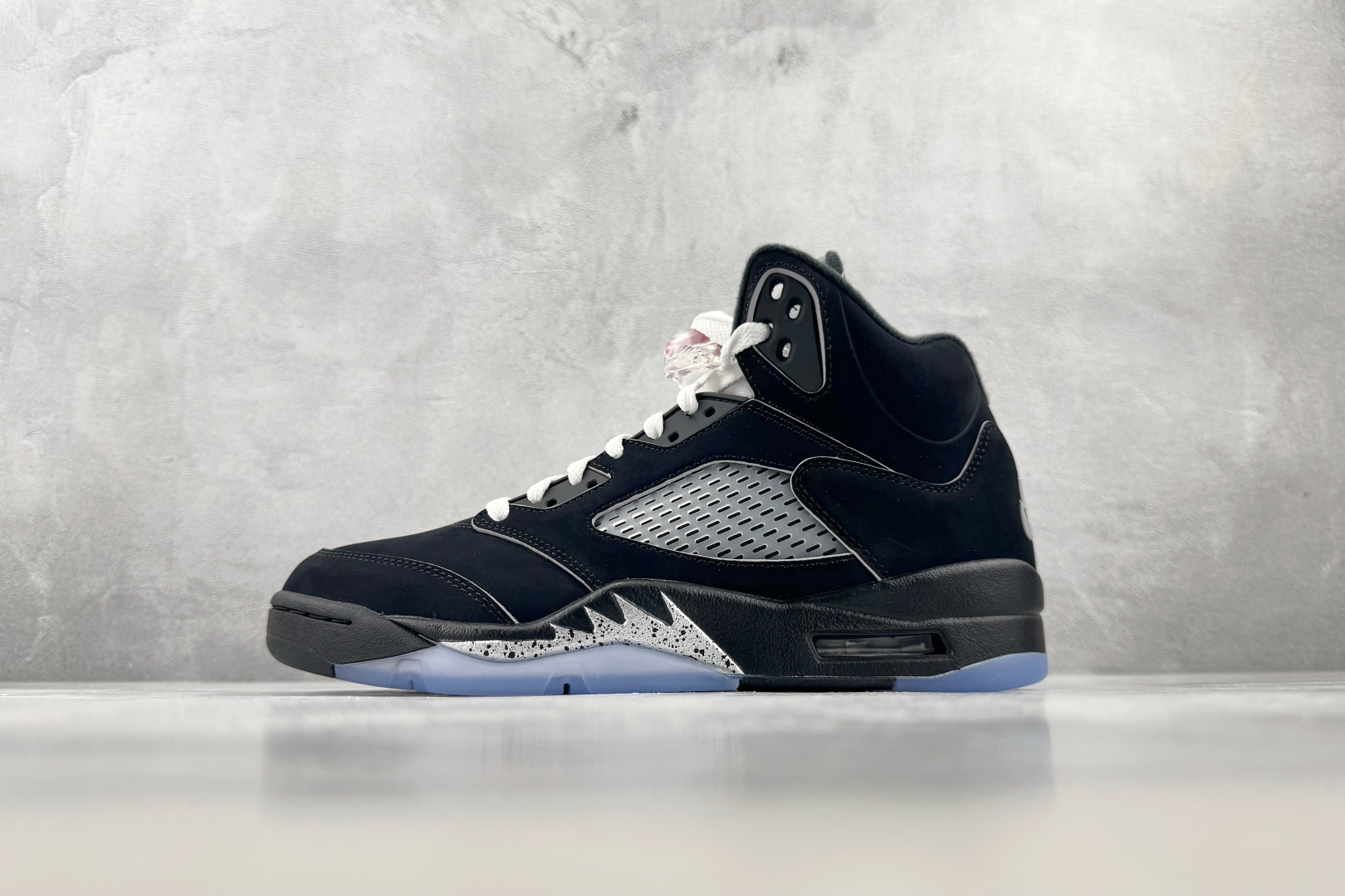 Y3 Jordan Air Jordan 5 BLACK METALLIC REIMAGINED 黑色 货号:HF397 Y3 Jordan Air Jordan 5 BLACK METALLIC REIMAGINED 黑色 货号:HF397