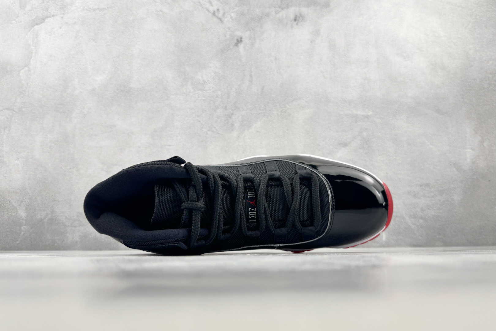 Y3 Jordan Air Jordan 11 bred 黑红白 货号:-061 尺码:36 36.5 37 37.5 Y3 Jordan Air Jordan 11 bred 黑红白 货号:-061 尺码:36 36.5 37 37.5