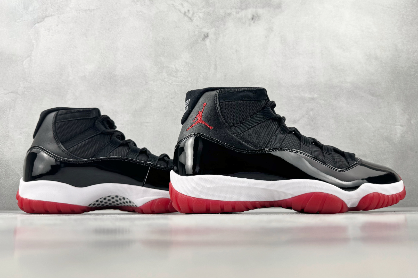 Y3 Jordan Air Jordan 11 bred 黑红白 货号:-061 尺码:36 36.5 37 37.5 Y3 Jordan Air Jordan 11 bred 黑红白 货号:-061 尺码:36 36.5 37 37.5