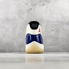 Y3 Jordan Air Jordan 11 Retro RARE AIR蓝色 货号:IH0296-400 尺码:36 Y3 Jordan Air Jordan 11 Retro RARE AIR蓝色 货号:IH0296-400 尺码:36