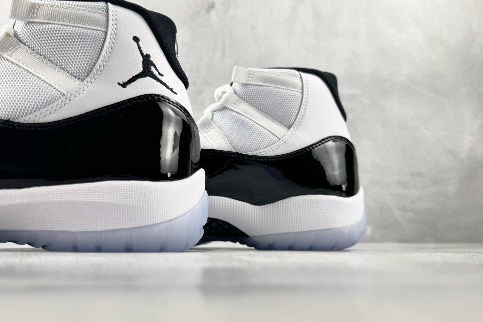 Y3 Jordan Air Jordan 11 concord OG 黑白 货号:-100 尺码:36 36.5 37 Y3 Jordan Air Jordan 11 concord OG 黑白 货号:-100 尺码:36 36.5 37
