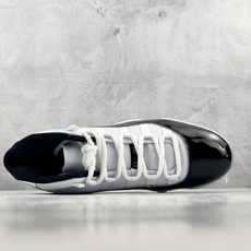 Y3 Jordan Air Jordan 11 concord OG 黑白 货号:-100 尺码:36 36.5 37 Y3 Jordan Air Jordan 11 concord OG 黑白 货号:-100 尺码:36 36.5 37