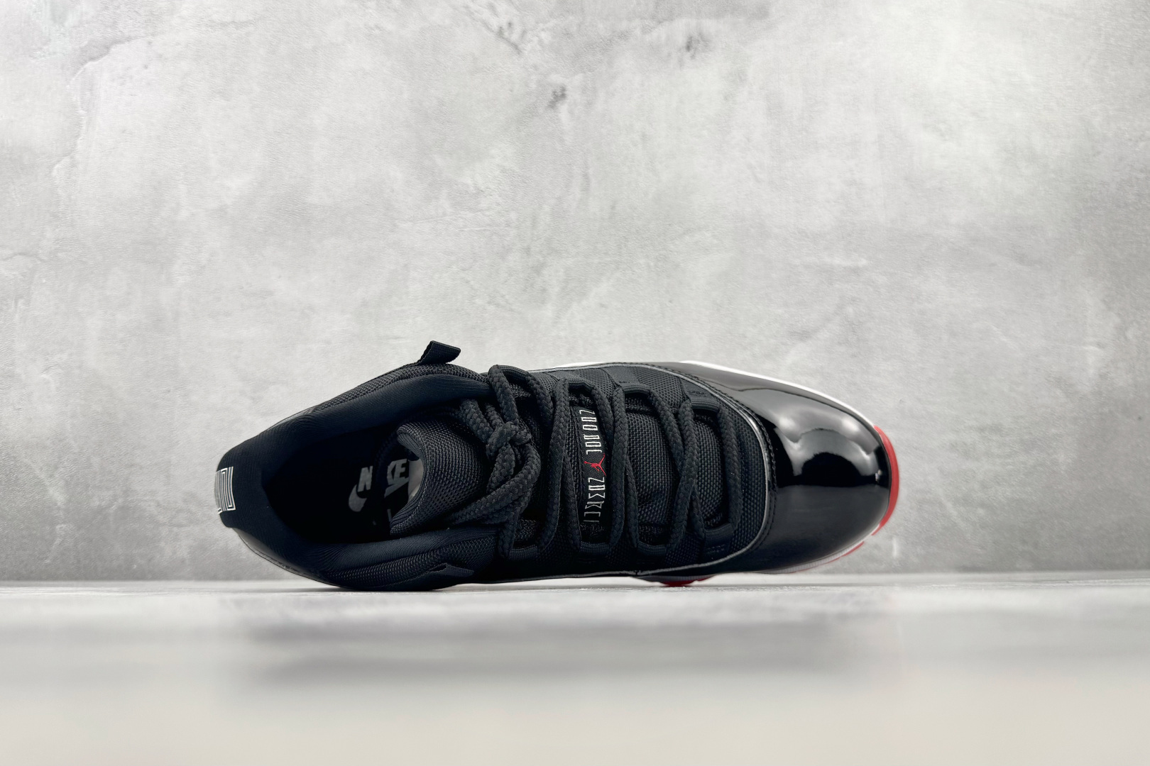 Y3 Jordan Air Jordan 11 Low Bred黑红 货号：FV5104-006 尺码：36 36.5 