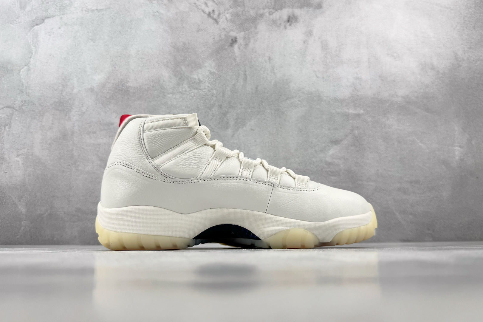 Y3 Jordan Air Jordan 11 Retro285北美限定 白蓝 货号：IO8959-133 尺码：36 