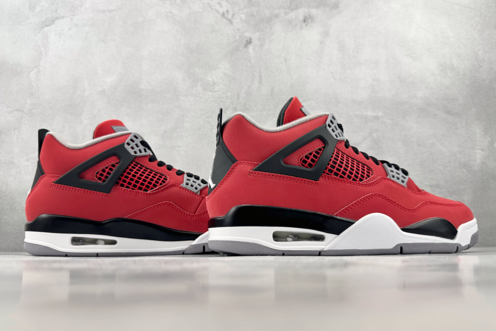 Y3 Jordan Air Jordan 4 Retro "Toro Bravo" 红色 货号：FQ8138-600 尺