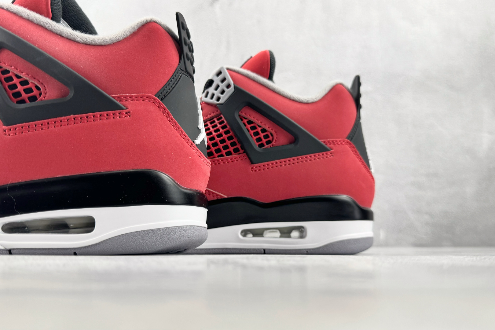 Y3 Jordan Air Jordan 4 Retro "Toro Bravo" 红色 货号：FQ8138-600 尺