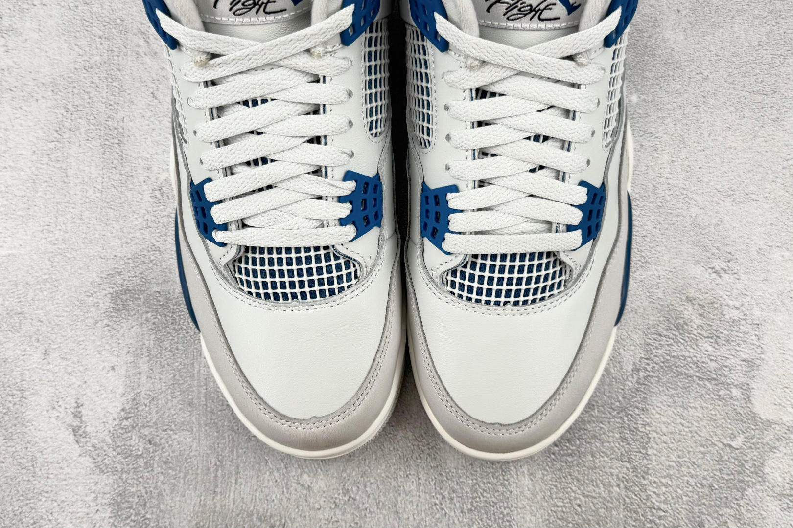 Y3 Jordan Air Jordan 4 "Military Blue" 白蓝 货号：FV5029-141 尺码：3