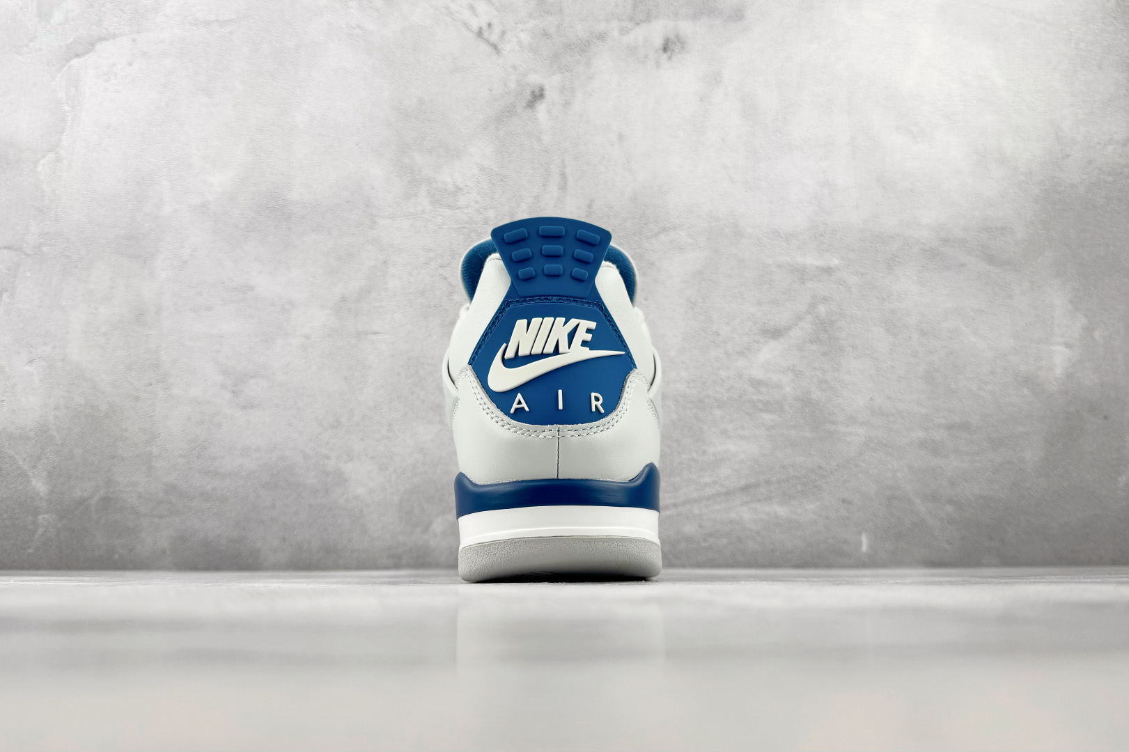 Y3 Jordan Air Jordan 4 "Military Blue" 白蓝 货号：FV5029-141 尺码：3
