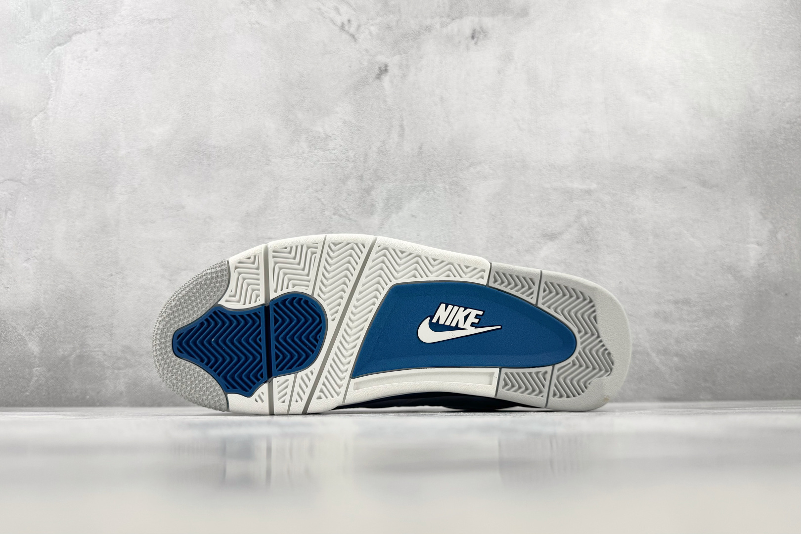 Y3 Jordan Air Jordan 4 "Military Blue" 白蓝 货号：FV5029-141 尺码：3