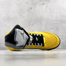 Y3 Jordan Air Jordan 5 Retro"Tokyo"东京限定(2025 黄色 货号:IO3372-70 Y3 Jordan Air Jordan 5 Retro"Tokyo"东京限定(2025 黄色 货号:IO3372-70