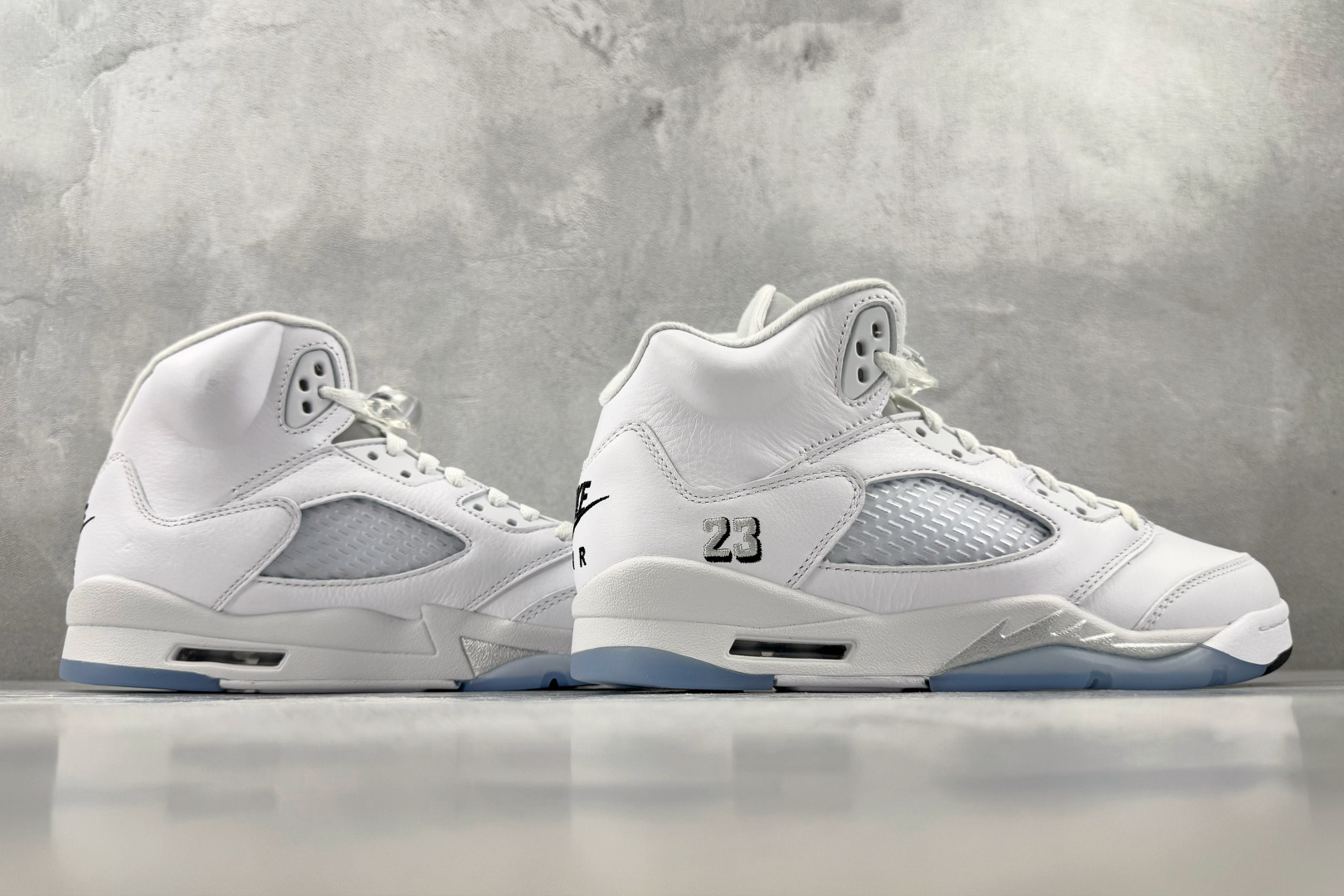 Y3 Jordan Air Jordan 5 Retro OG "White Metallic" 白色 货号:HQ797 Y3 Jordan Air Jordan 5 Retro OG "White Metallic" 白色 货号:HQ797