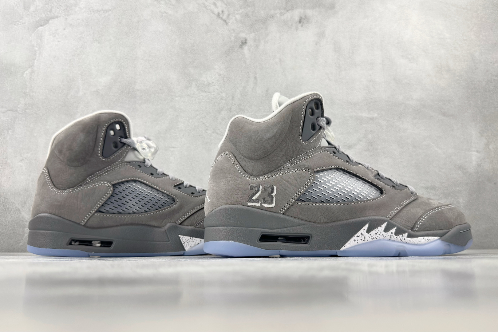 Y3 Jordan Air Jordan 5 Retro "Wolf Grey" 狼灰 灰色 货号:DD0587-002 Y3 Jordan Air Jordan 5 Retro "Wolf Grey" 狼灰 灰色 货号:DD0587-002