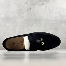顶级 Loro Piana Summer Charms Walk 黑色 货号:FAE5444MB97 尺码:35 36 顶级 Loro Piana Summer Charms Walk 黑色 货号:FAE5444MB97 尺码:35 36