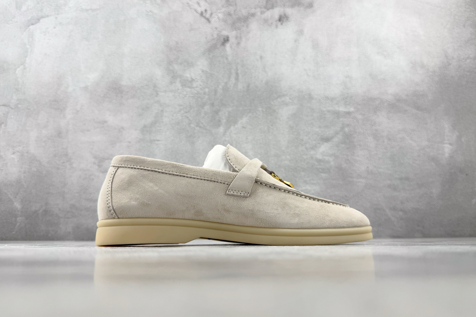 顶级 Loro Piana Summer Charms Walk 珍珠白 货号:FAE5444MC51 尺码:35 36 顶级 Loro Piana Summer Charms Walk 珍珠白 货号:FAE5444MC51 尺码:35 36
