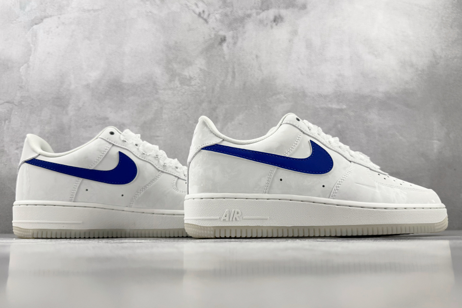 3A Nike Air Force 1 '07 LV8 白蓝色 货号：IW1235-121 尺码：36 36.5 37 