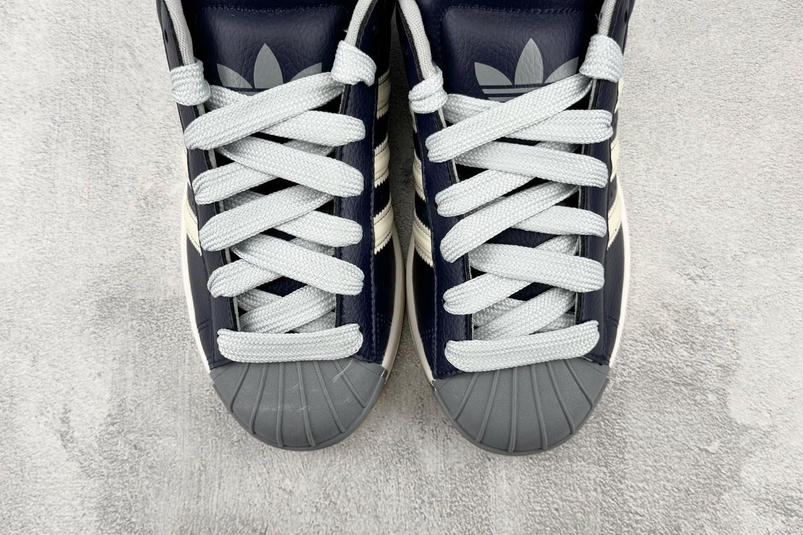 XP/H11 平台专供 adidas originals Superstar ST 蓝色 货号: KH8966 尺码:3 XP/H11 平台专供 adidas originals Superstar ST 蓝色 货号: KH8966 尺码:3