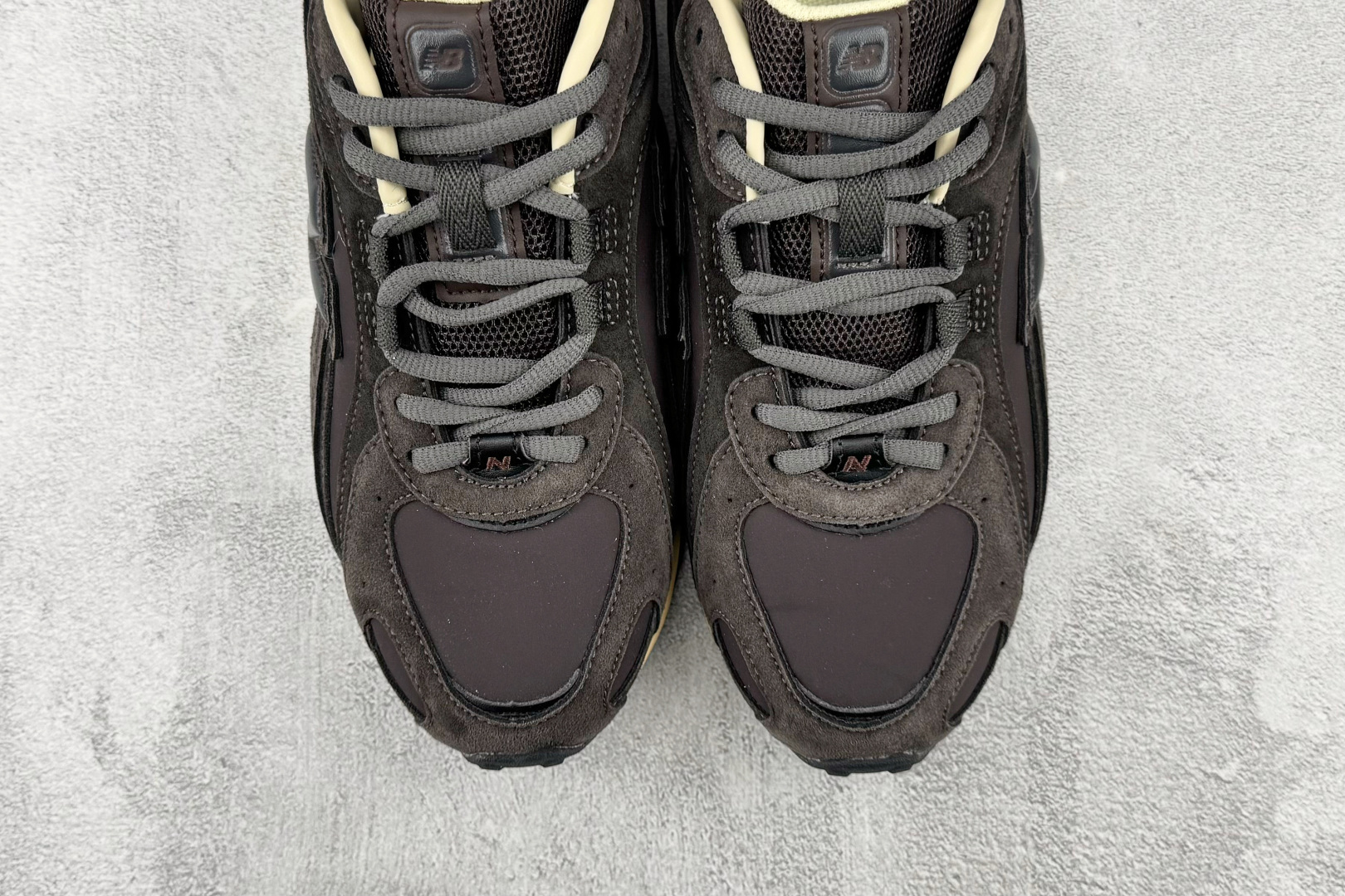 FC 纯原出品 New Balance 204L 黑棕 货号:U204L517 尺码:36 36.5 37.5 38 3 FC 纯原出品 New Balance 204L 黑棕 货号:U204L517 尺码:36 36.5 37.5 38 3