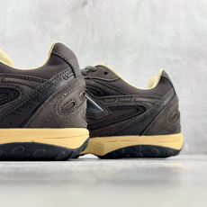 FC 纯原出品 New Balance 204L 黑棕 货号:U204L517 尺码:36 36.5 37.5 38 3 FC 纯原出品 New Balance 204L 黑棕 货号:U204L517 尺码:36 36.5 37.5 38 3
