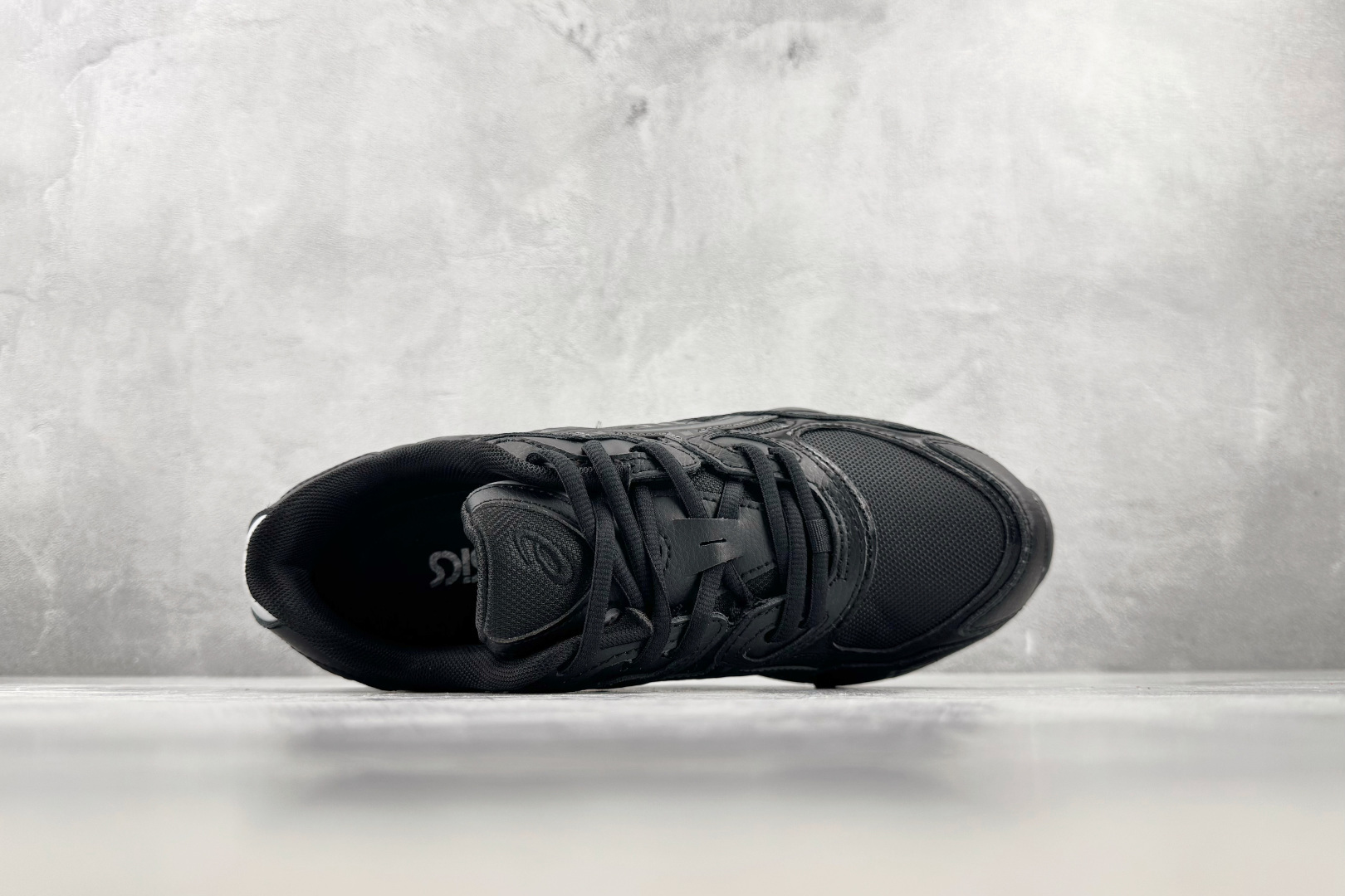 XP 平台专供 ASICS GEL-NYC 黑色 货号:1203A280 003 尺码:36 36.5 37.5 38 XP 平台专供 ASICS GEL-NYC 黑色 货号:1203A280 003 尺码:36 36.5 37.5 38