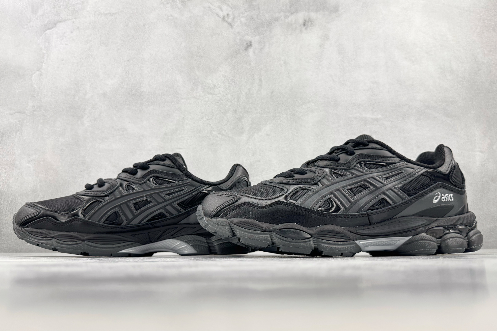 XP 平台专供 ASICS GEL-NYC 黑色 货号:1203A280 003 尺码:36 36.5 37.5 38 XP 平台专供 ASICS GEL-NYC 黑色 货号:1203A280 003 尺码:36 36.5 37.5 38