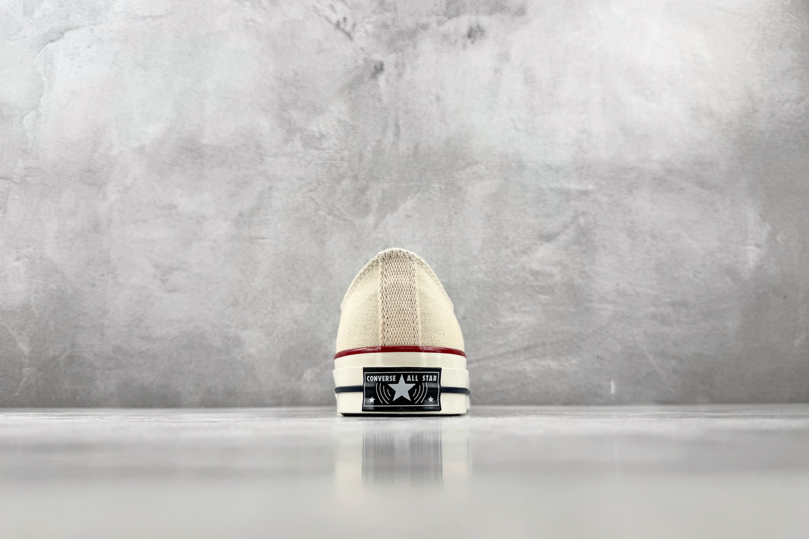 H版 Converse CHUCK 70 X 米白 • 重磅帆布:采用12盎司高密度棉帆布,不易变形,透气性好 • 全橡 H版 Converse CHUCK 70 X 米白 • 重磅帆布:采用12盎司高密度棉帆布,不易变形,透气性好 • 全橡